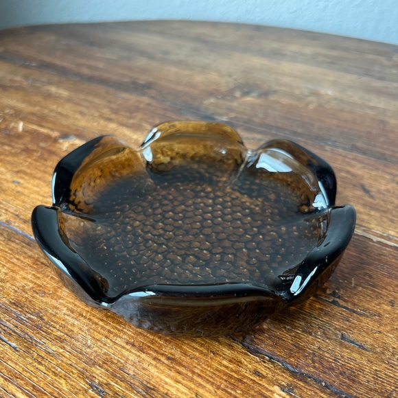 MCM Blenko Brown Glass Pebble Bottom Ashtray or Trinket dish - Picture 6 of 8